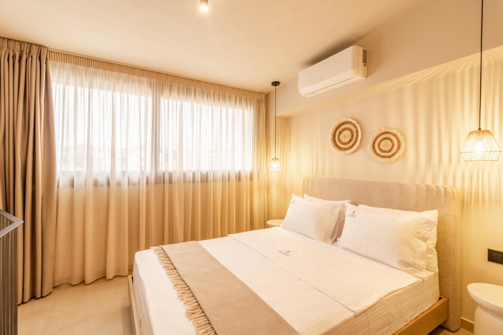 Adorno Private Suites Only Adults & Kids 12 Plus Vrasná Extérieur photo